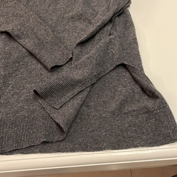 Gray tunic - Picture 3 of 5